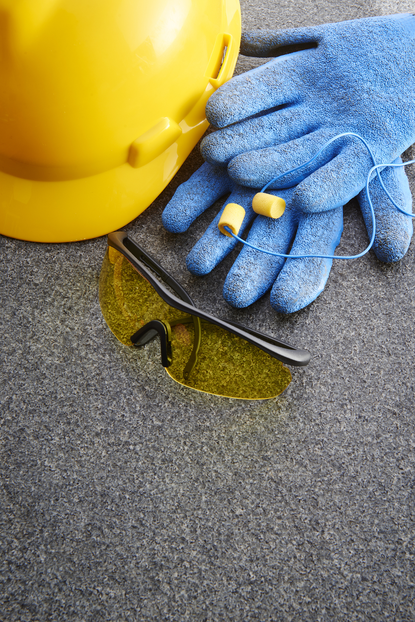 写一个关于手套的带有冲击点创新