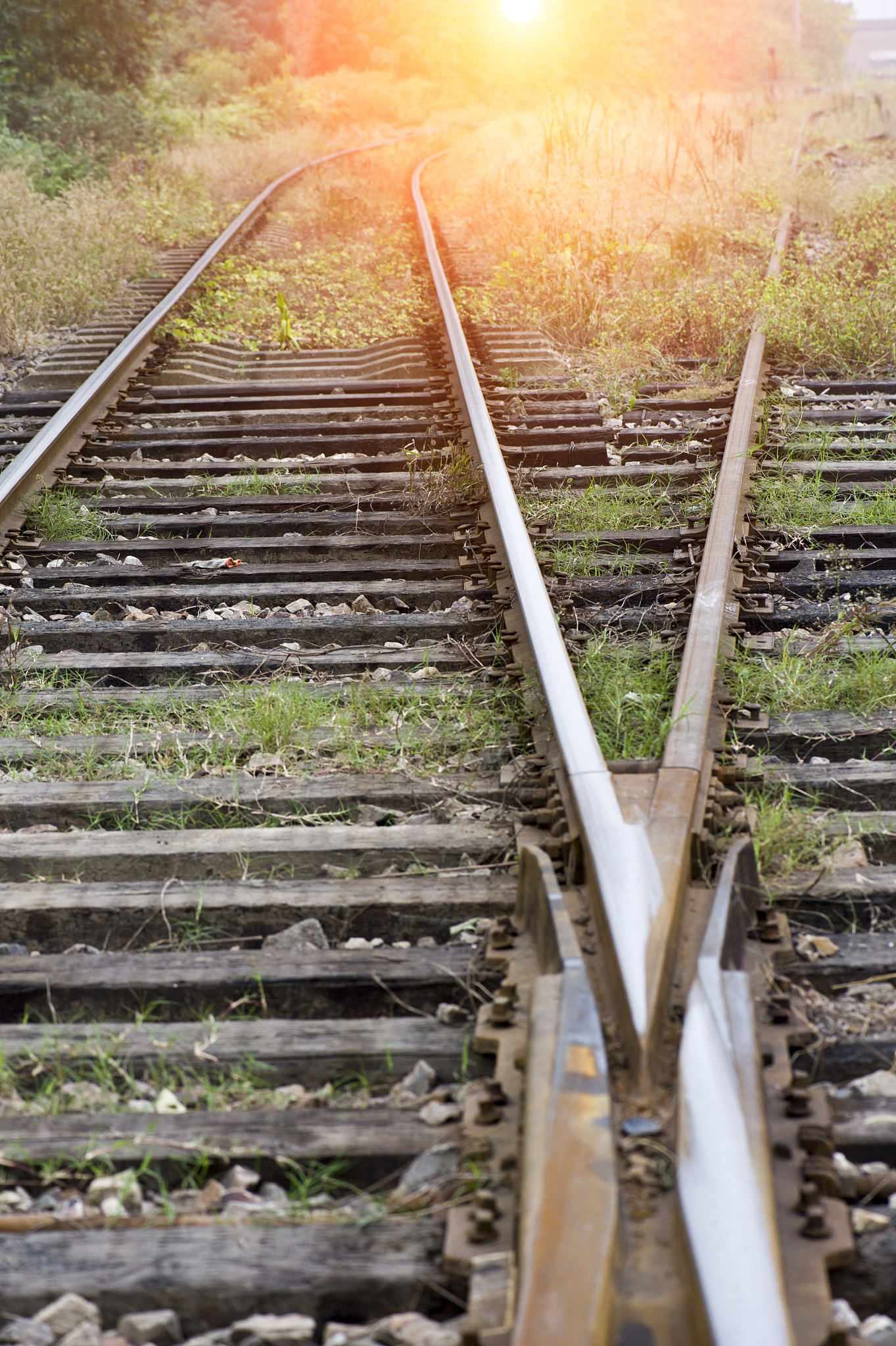 重庆铁路学校2022年理论教育内容详解：培养铁路人才的全新路径