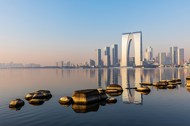 甘肃东方工业中等专业学校招生简章怎么样？