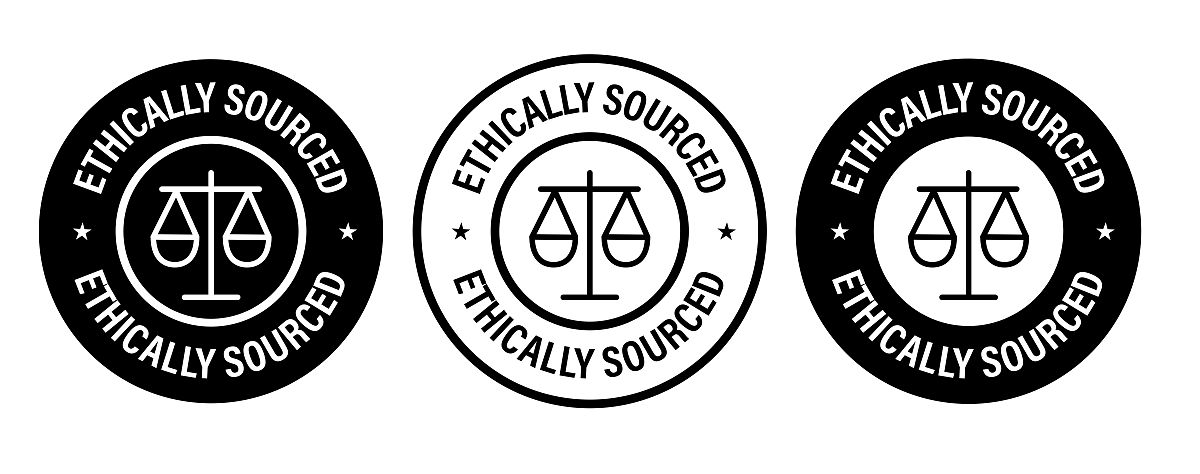 由以上分析可以看出道德辩护与道德评价在受到行为结果方面的运气的影响上可能表现出的不一致关键并不在于践行者的过错而是在于那个可被合理地归为运气的不确定因素的介入。只要过错存在道德辩护就会有问题道德评价就会低在这一点上二者是一致的。不一致出现的原因在于不确定因素的影响。由于这里的不确定因素并非施加于践行者的意愿方面但通过行为结果而表现出来所以它对道德辩护没有影响而对道德评价有影响。这其实表明践行者的意