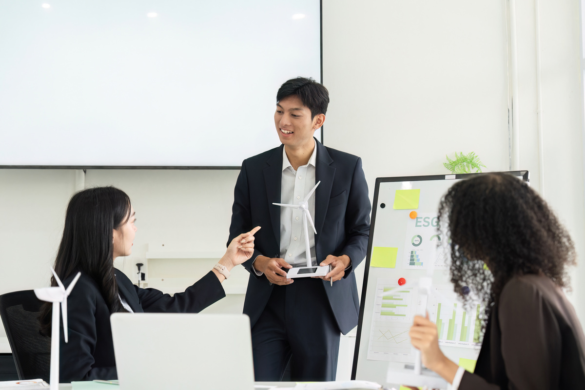 男生适合做央企商务吗？优势分析！