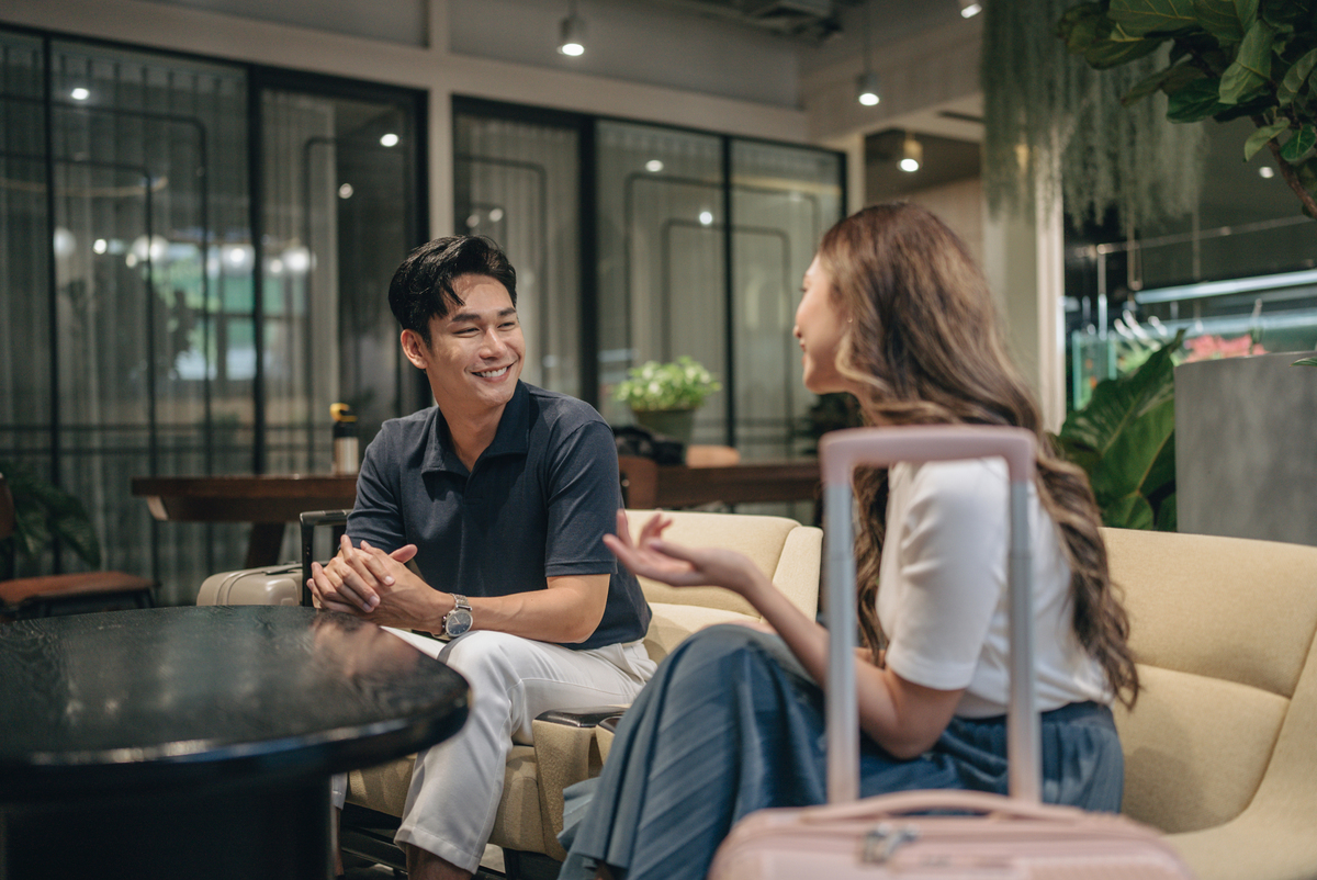 300字概括《忙碌经纪人的罗曼史》