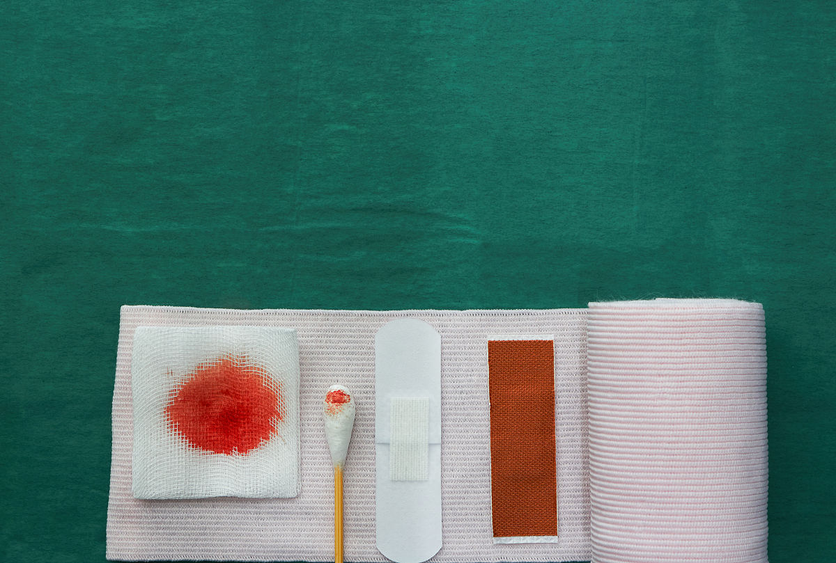 开放性腹部损伤失血性休克患者的疼痛及感染控制护理