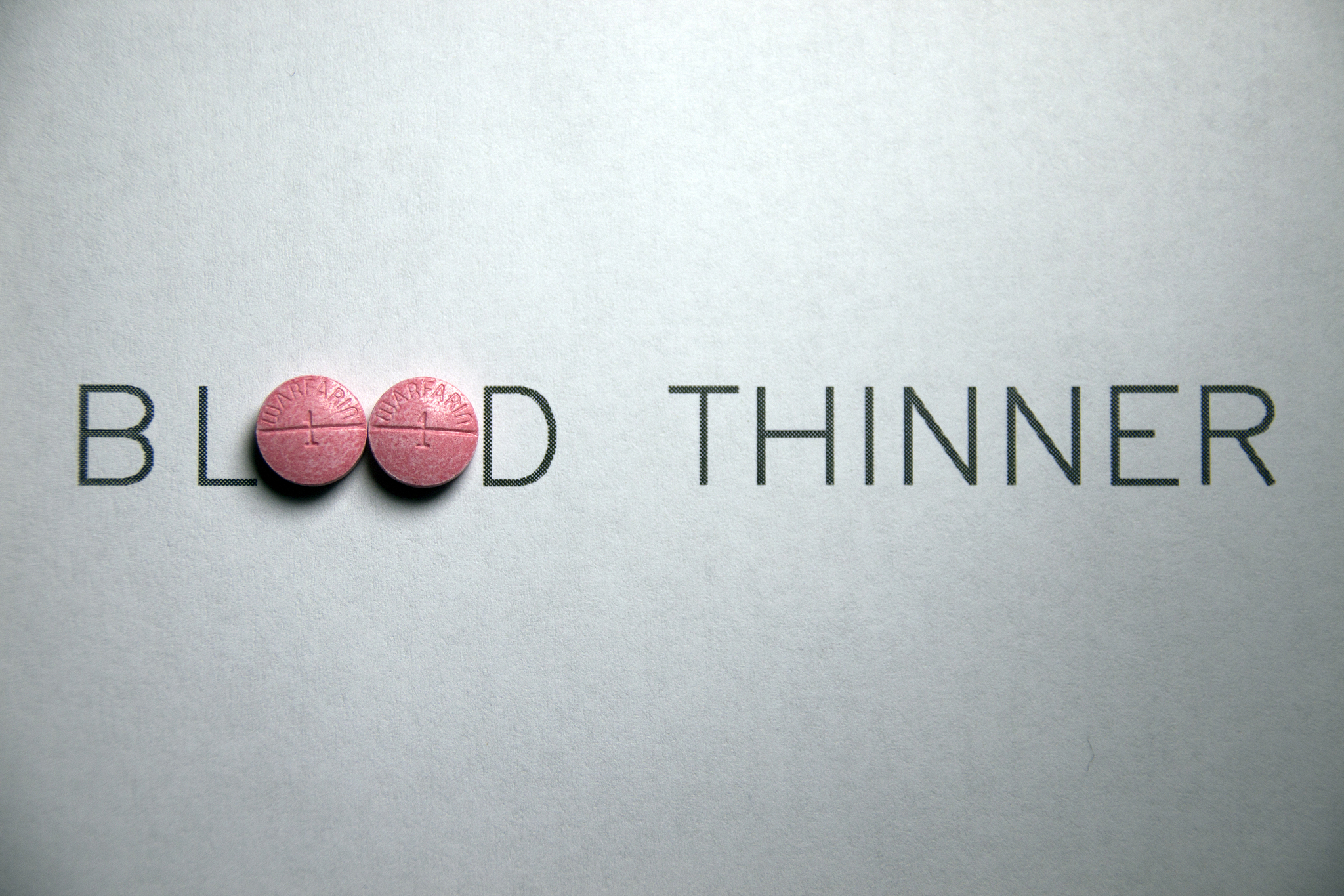 急性大面积肺栓塞：症状、治疗及预防