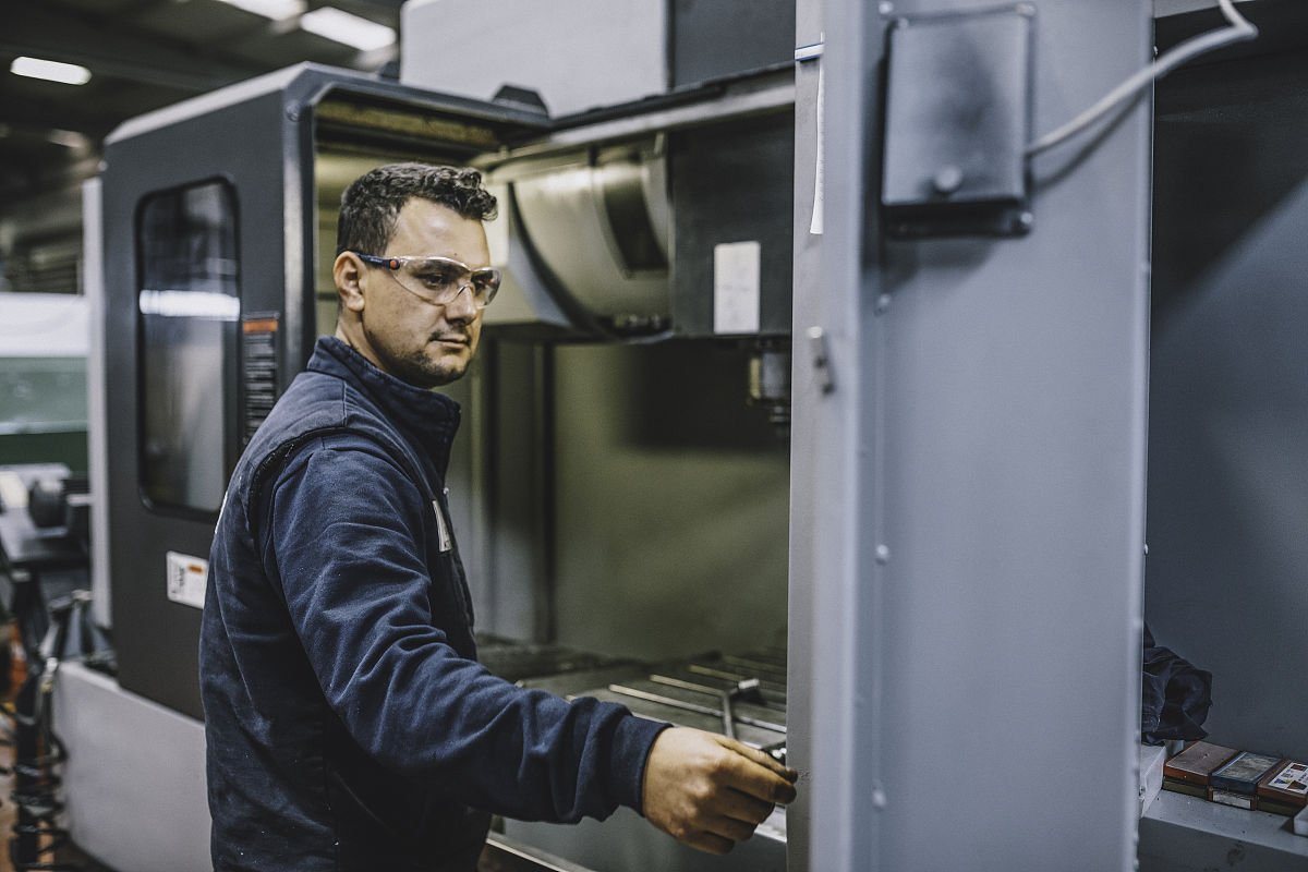 简阳市机电工程学校2019年最新招生简章