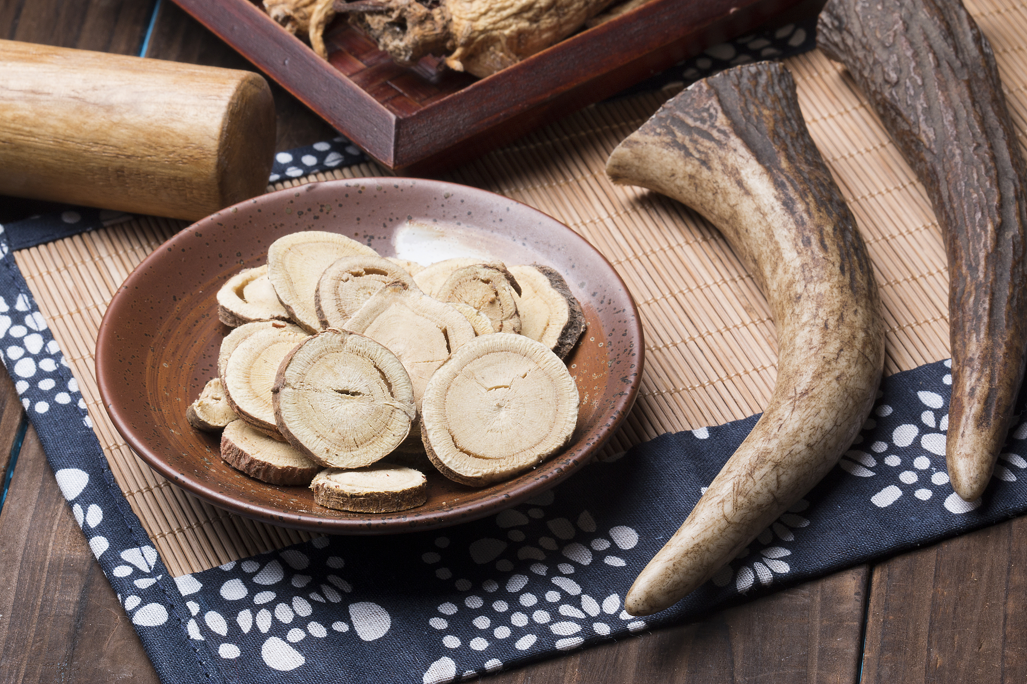 双松片治疗心肌梗死效果：改善血液循环，促进心肌再生