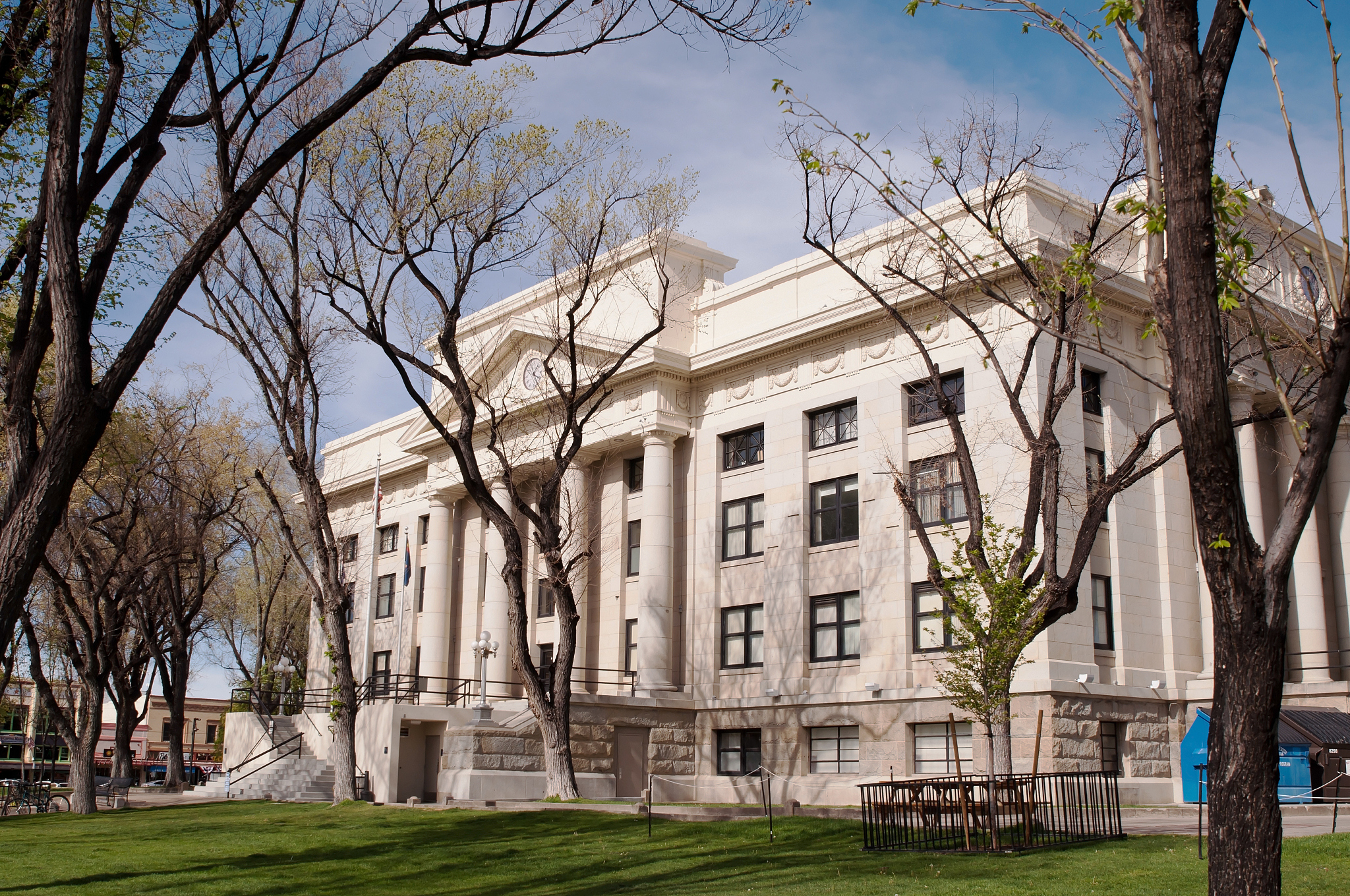 the yavapai county courthouse in prescott, arizona