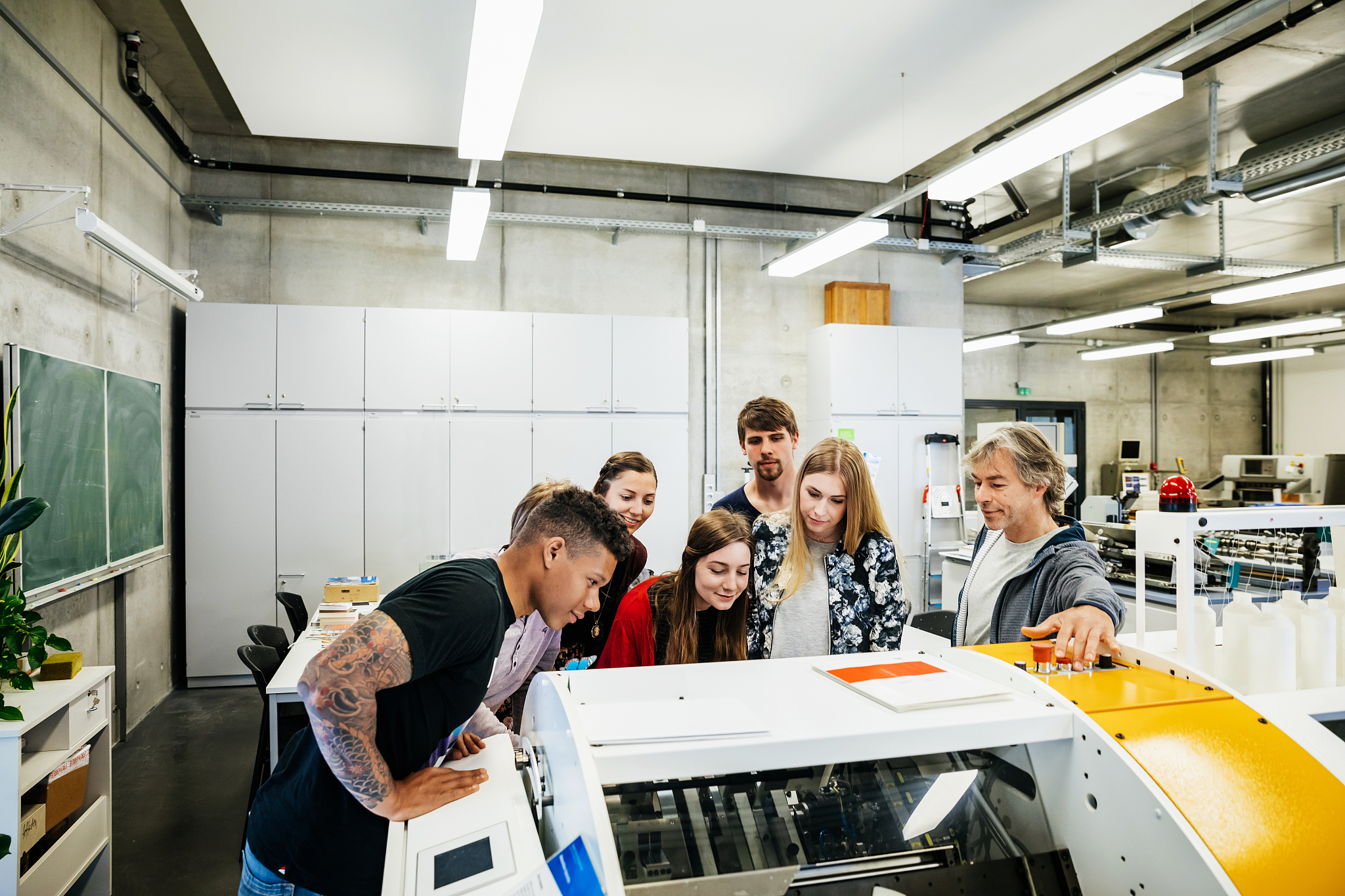 重庆万州技工学校模具制造技术专业：招生对象、课程设置、就业前景