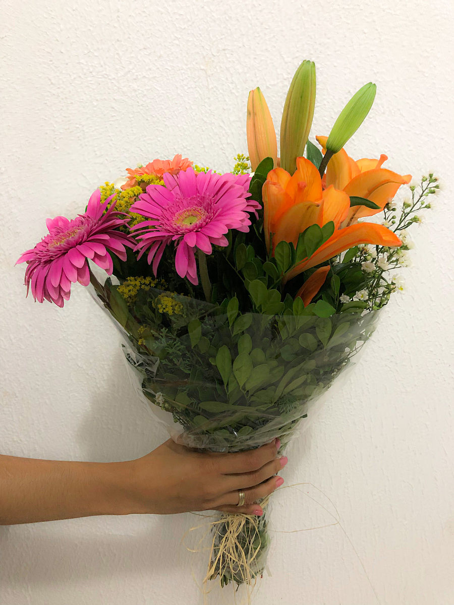 聚氯乙烯人造花束：家居装饰的完美选择