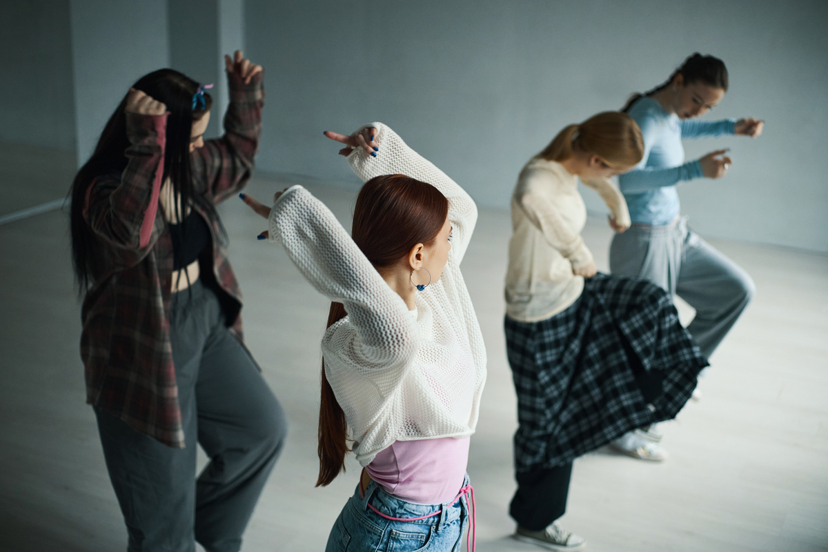 加入舞社的感想：收获快乐、提升自我、结交朋友