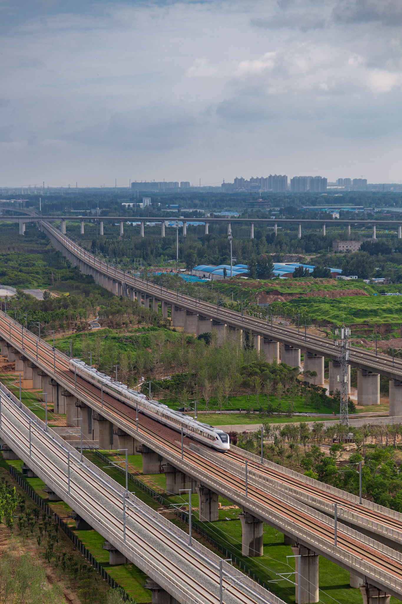 成都高铁学校机械工程专业前景：就业方向、发展趋势及未来展望