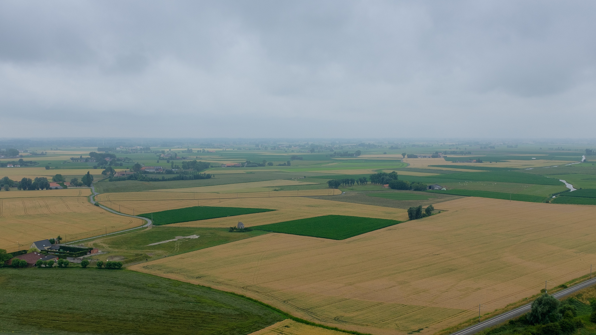 the view from the top of the ijzertoren, diskmuide