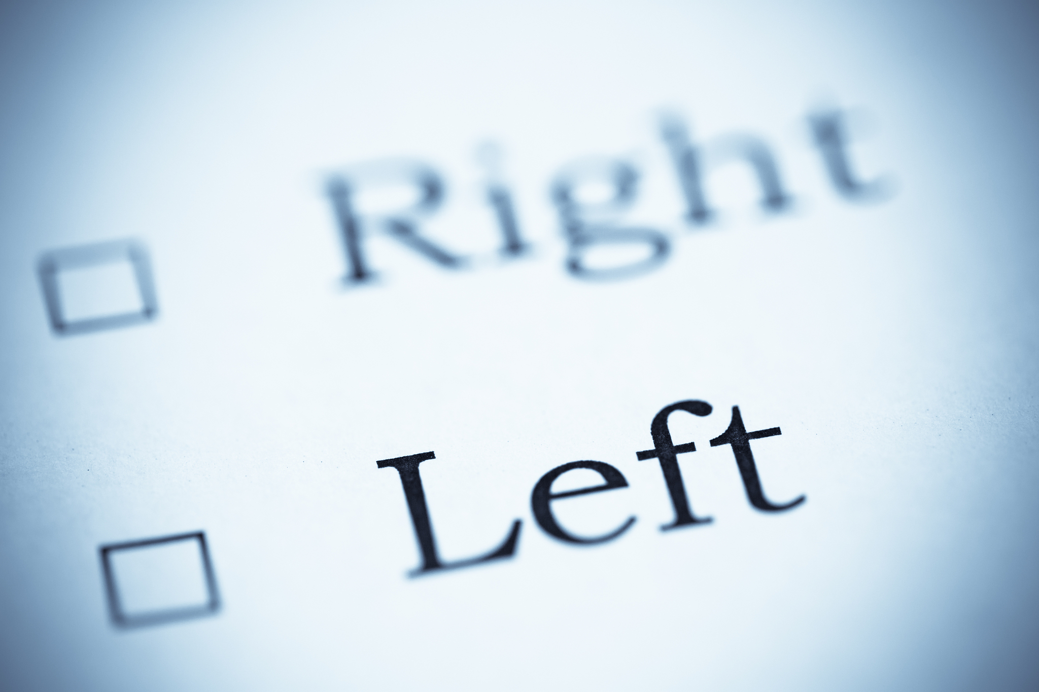 帮我设计一款可以在京东抢购商品的辅助工具