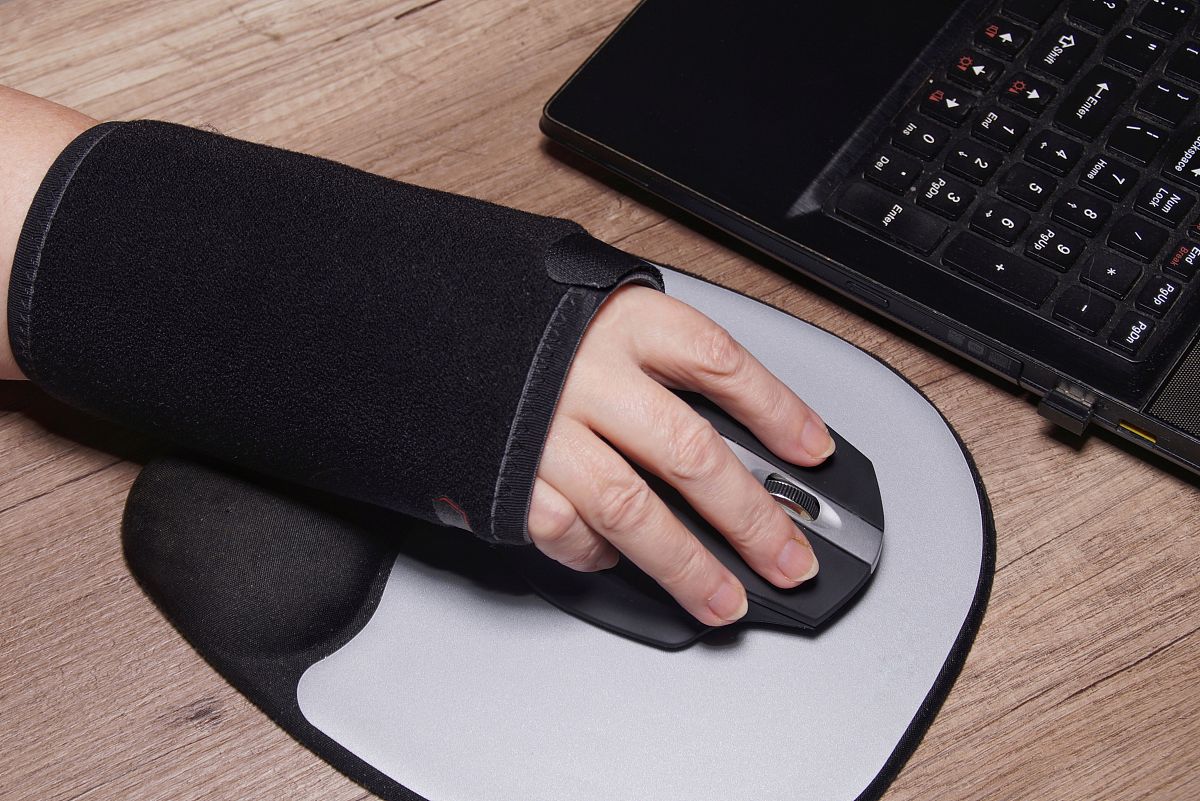 矫正社会工作这一领域的工作重点和核心内容