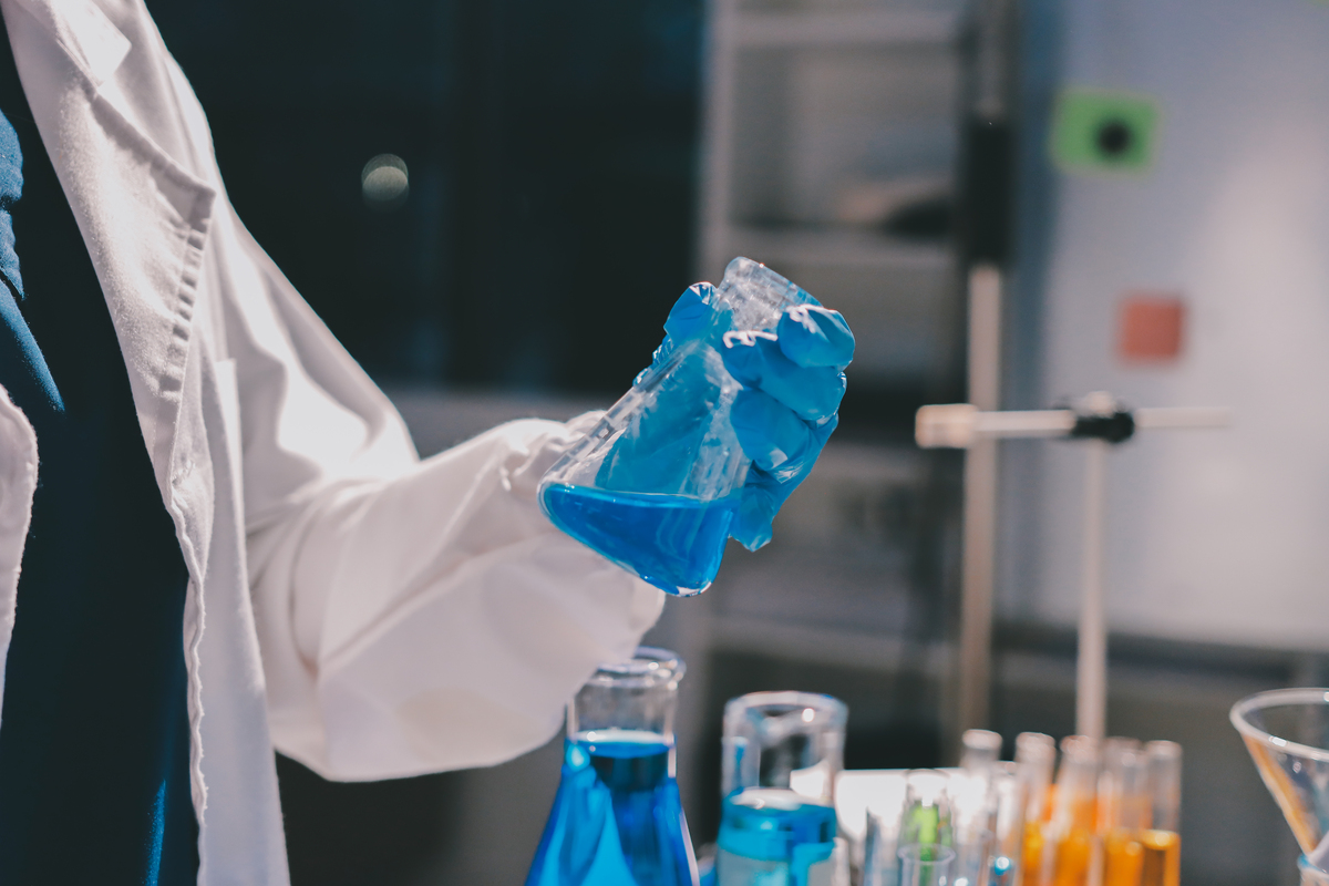 男生适合学生物制药专业吗 可以做哪些工作