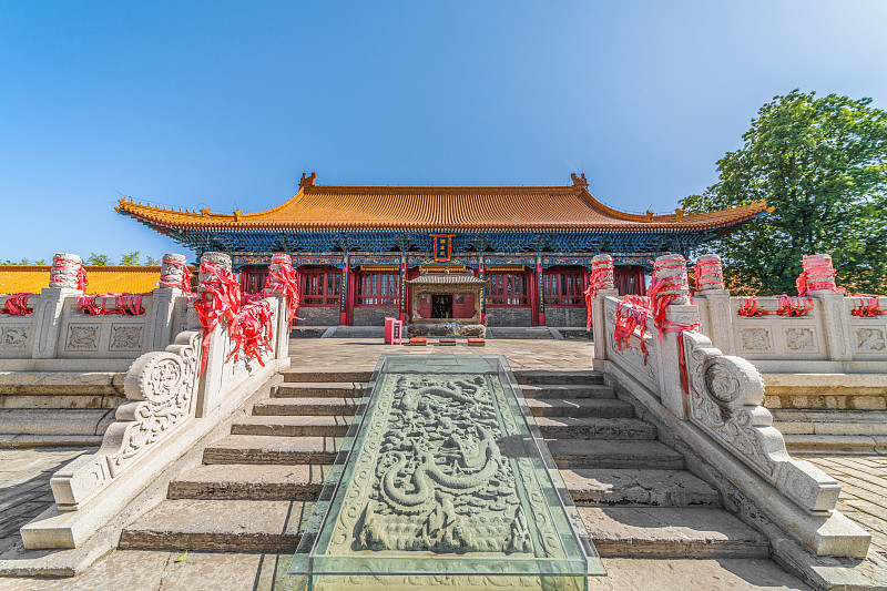 陕西华山技师学院形象设计:打造高校品牌的四大要素