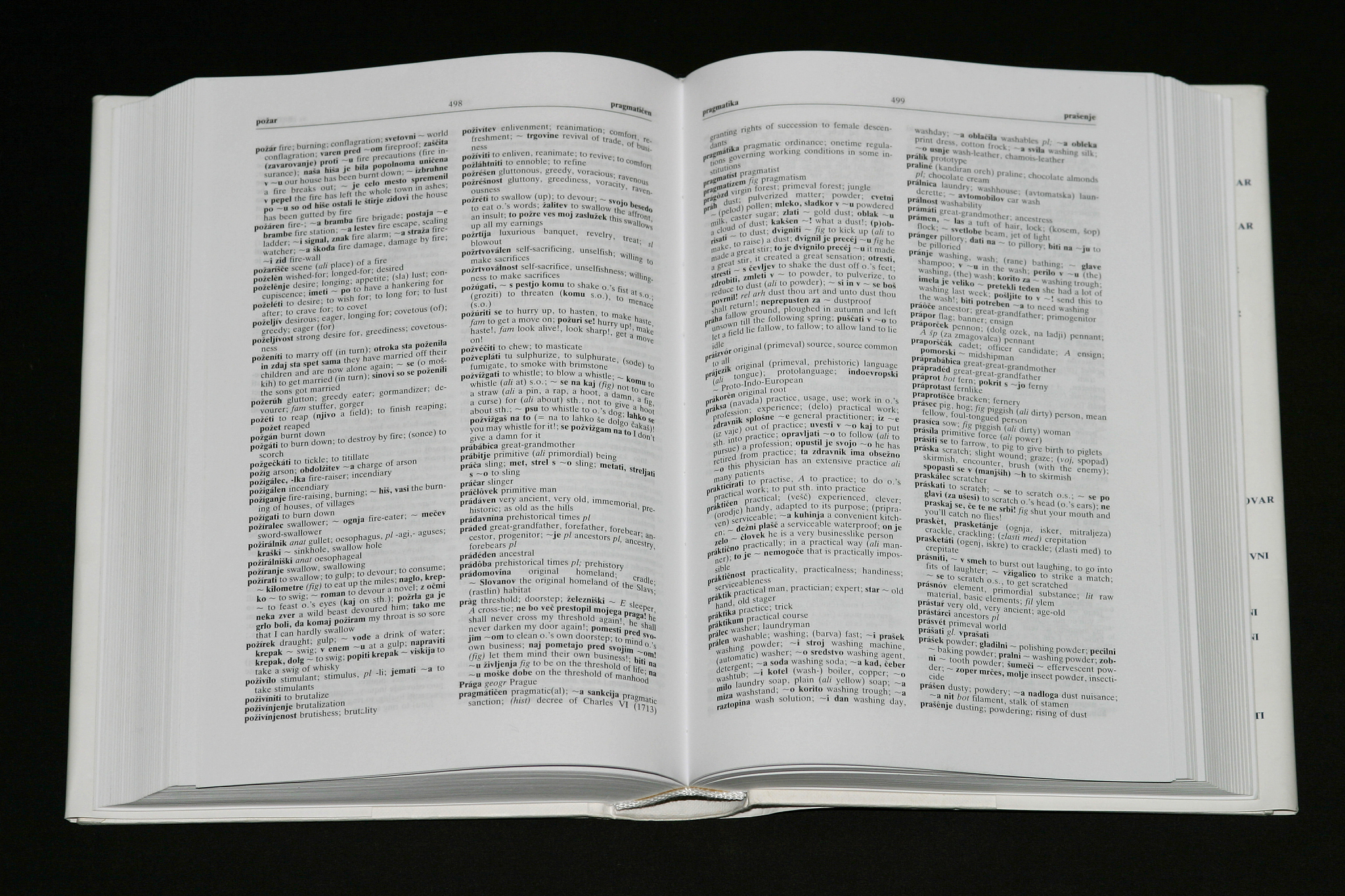 C# 判断集合中物料是否存在多个版本