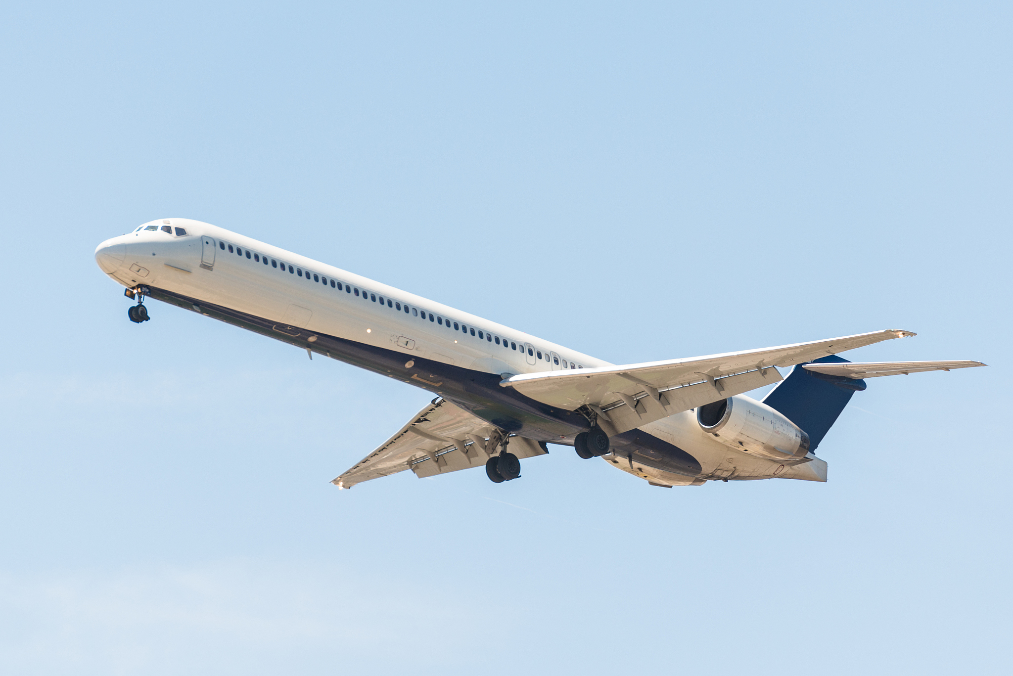 2021年贵阳市航空学院航空专业招生