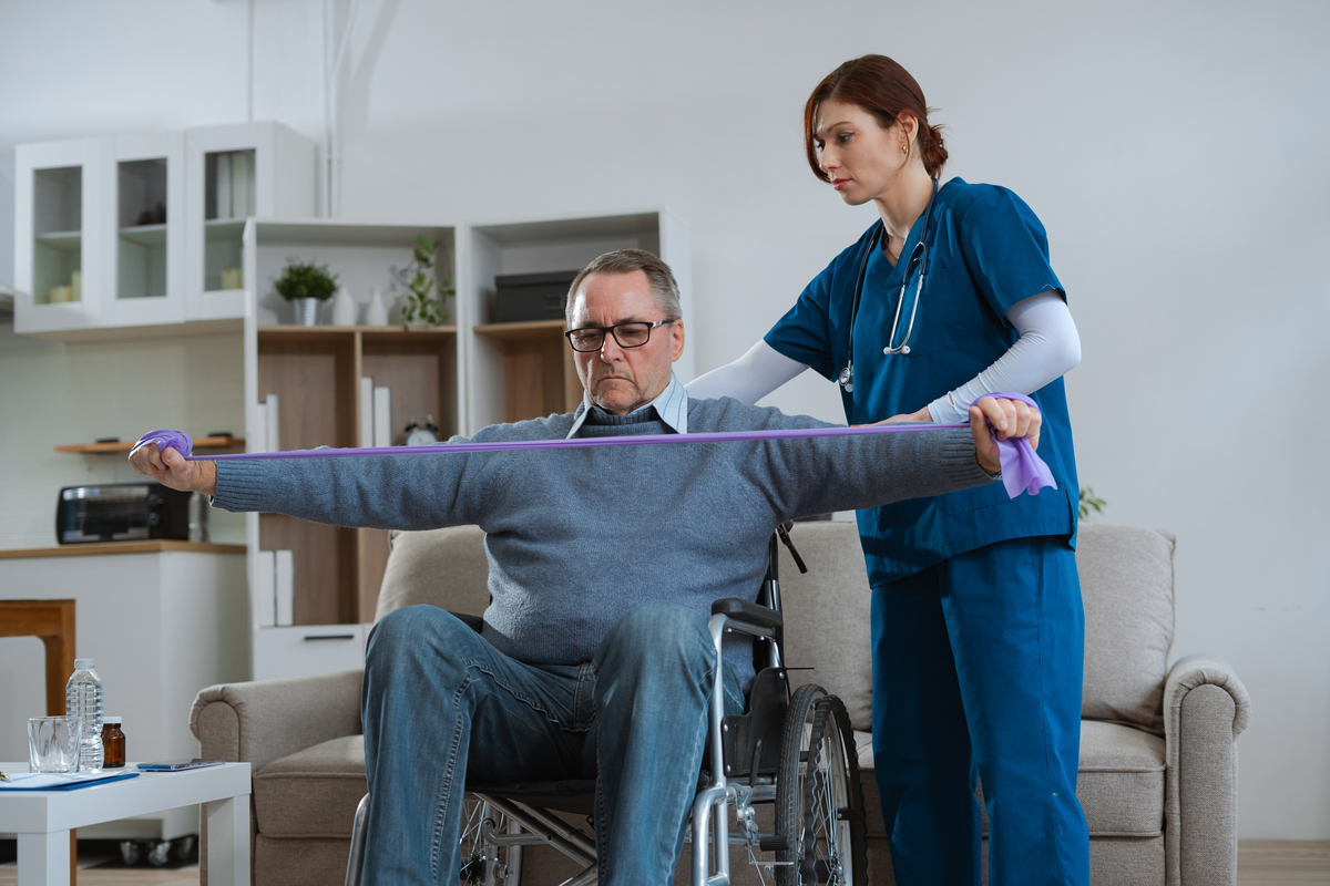 康复治疗学专业主要学什么？就业方向有哪些？未来的发展前景怎么样？