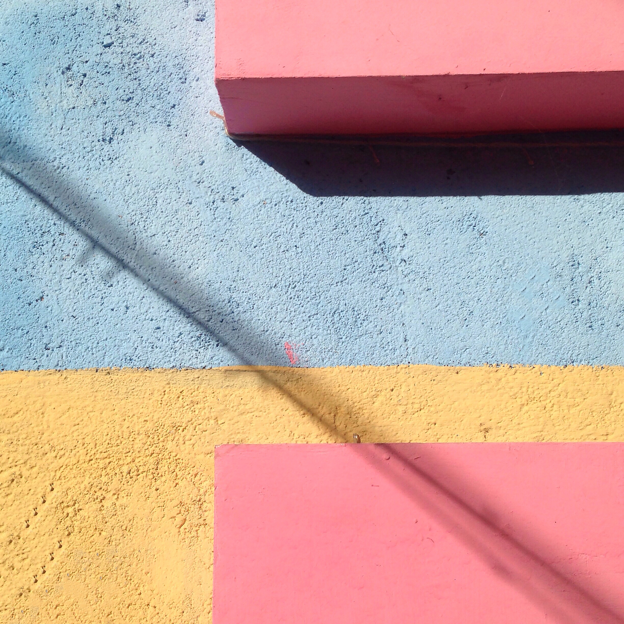 合成皮革材料详解：成分、特性及应用