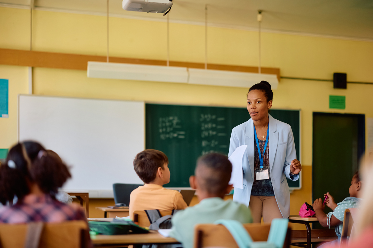 学生眼中的老师：研究揭示教师生活真相