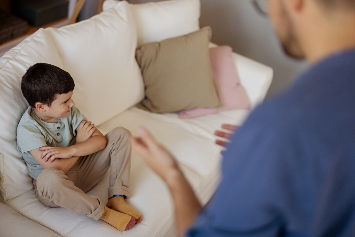 那我也有给宝宝盖东西呀只是怕她太热不配合量体温才盖薄一些我就很讨厌她在否定我的做法