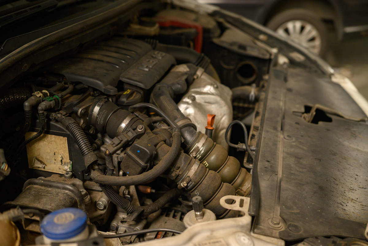 三菱劲炫进气位置传感器故障