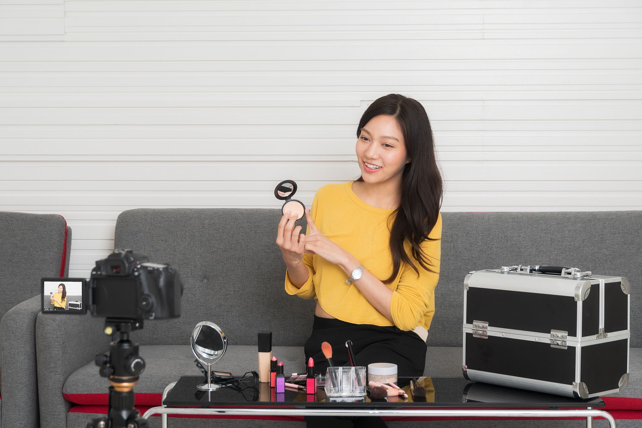 beauty blogger at social video live.