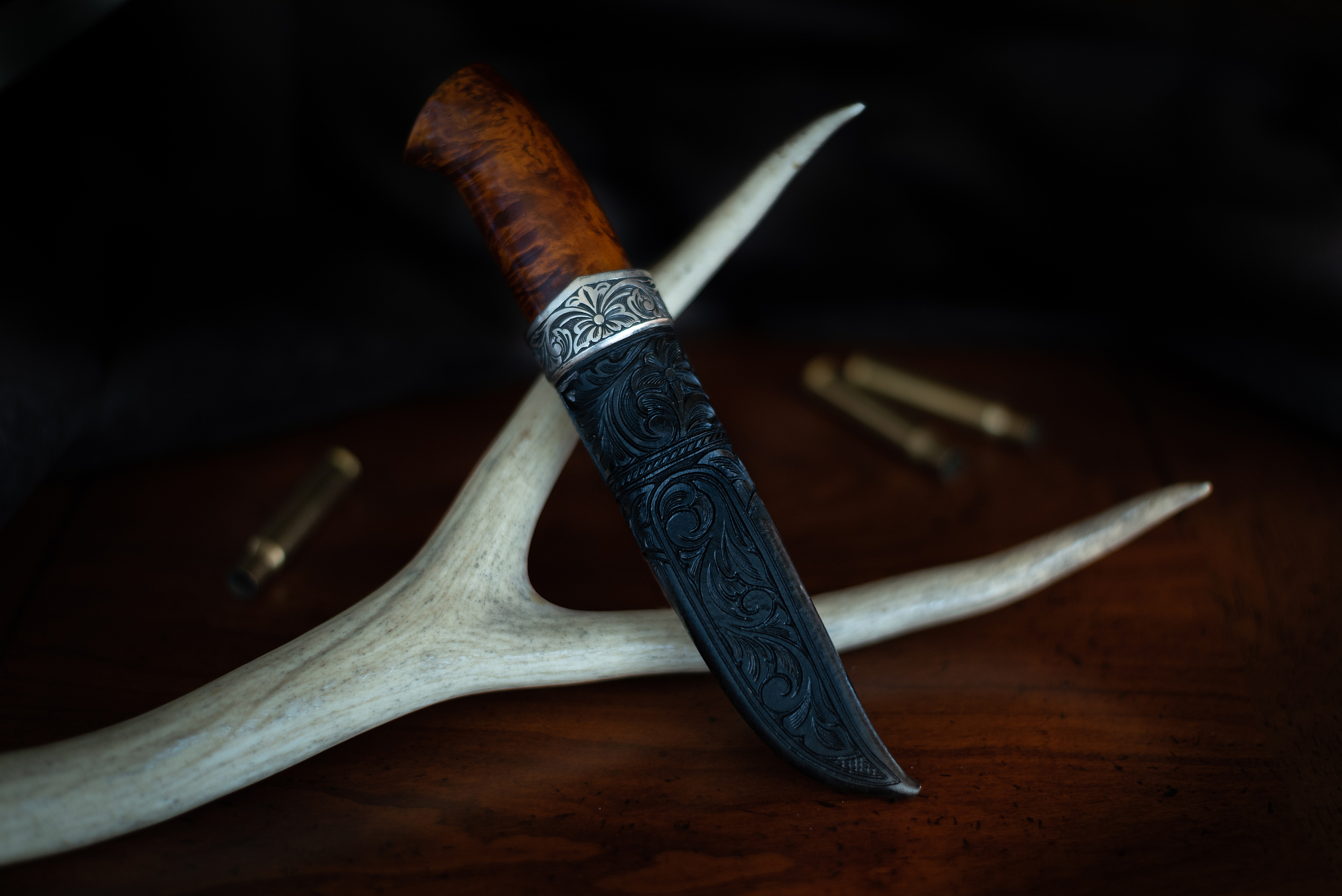 knife on antler