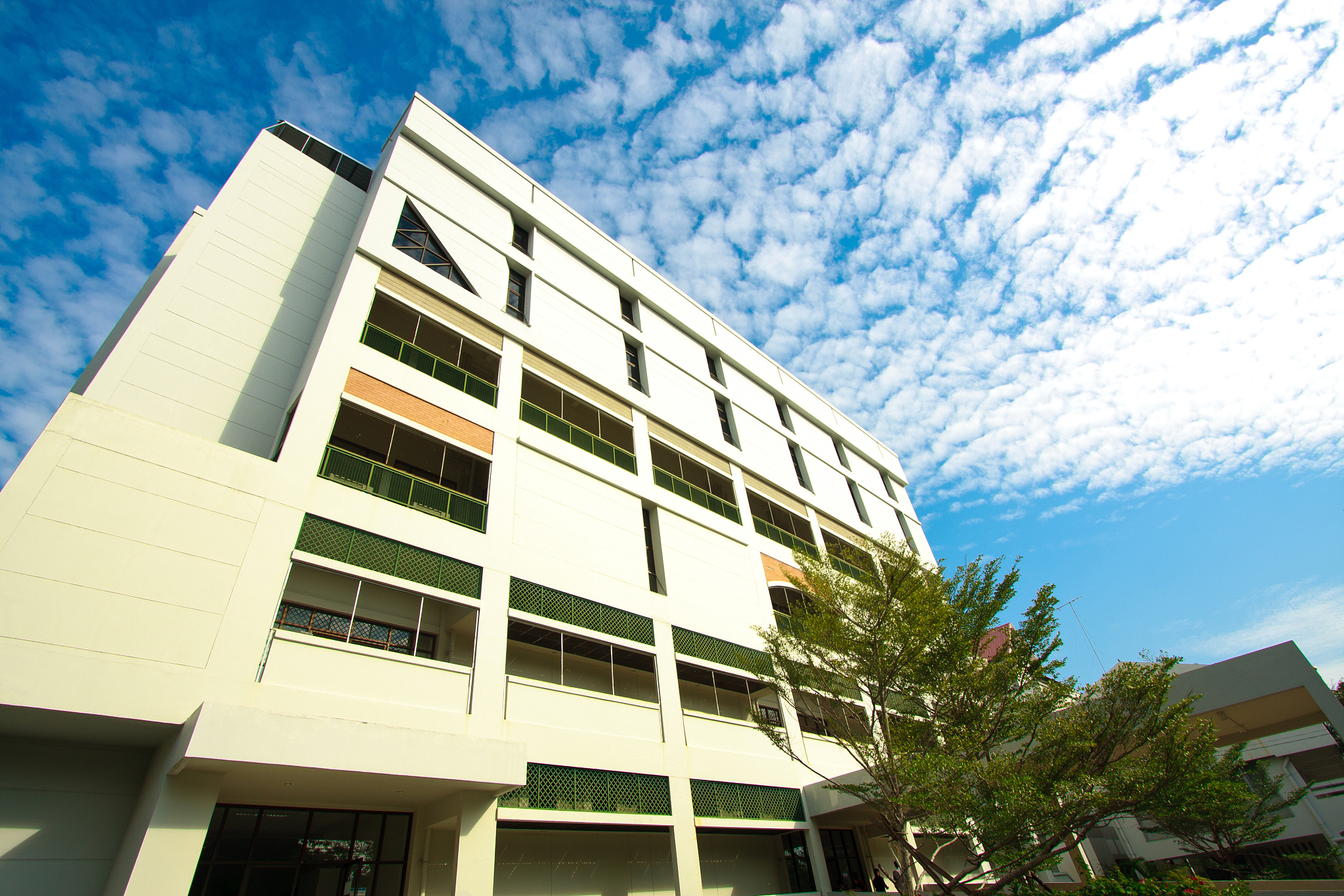 白云区职业技术学校建筑工程施工专业怎么样？就业前景分析