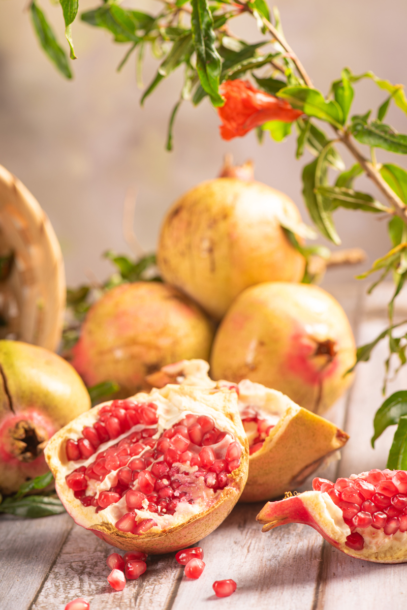 新鲜石榴，品质保证！营养丰富，美味健康！