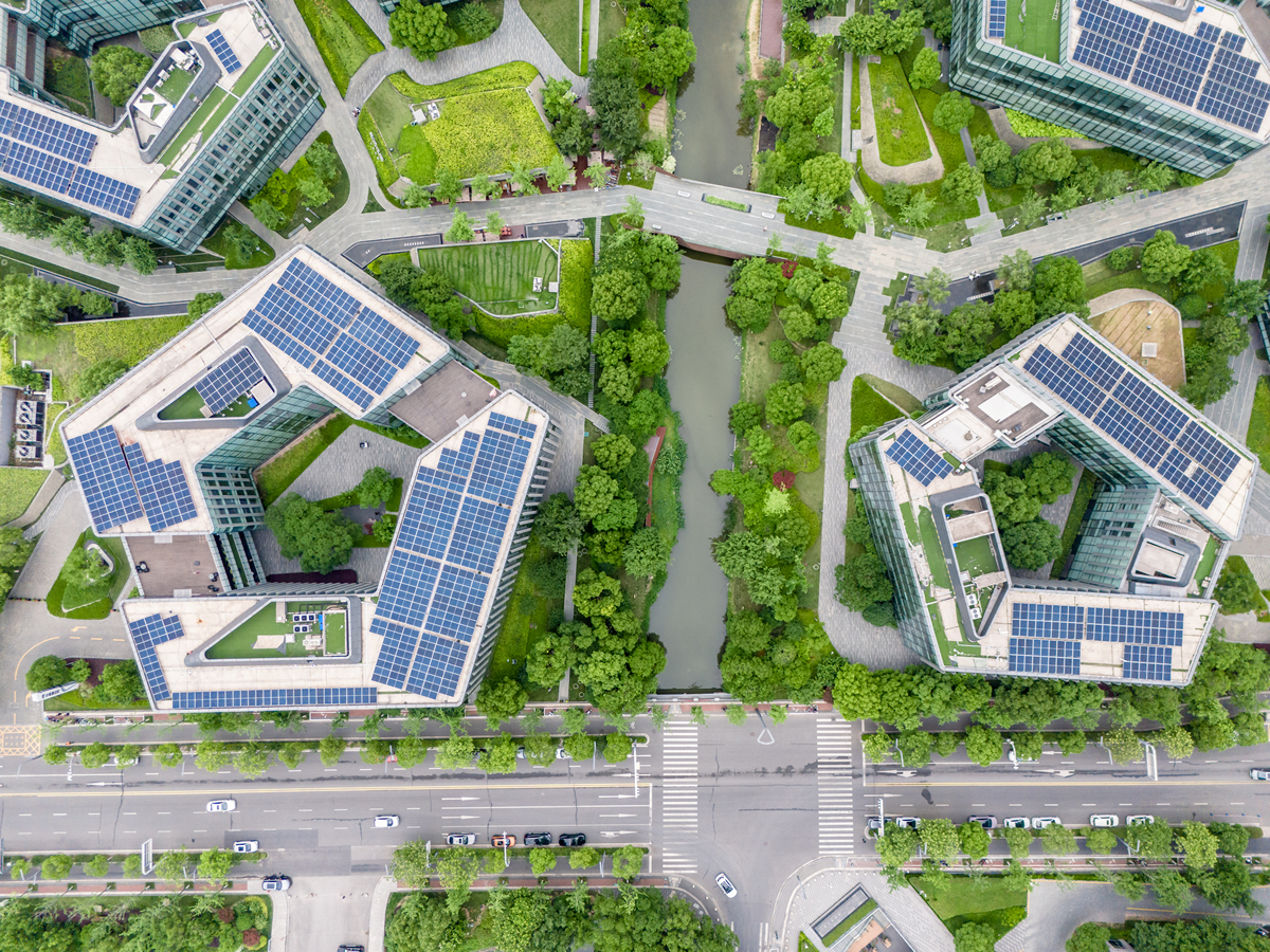 环境艺术设计专业：学习城市美化、景观规划和建筑装饰