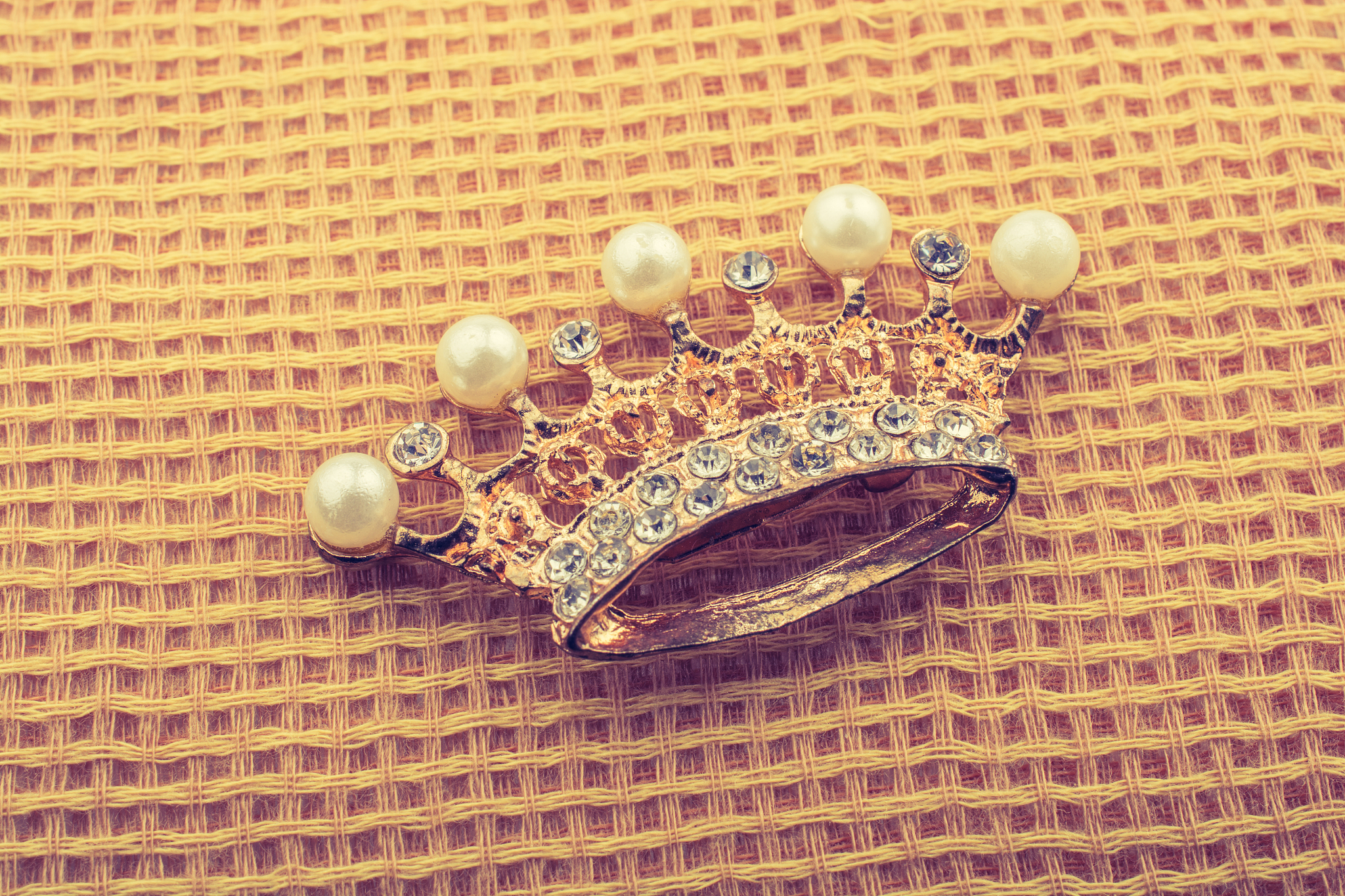 商业画布模板：快速构建商业计划的工具