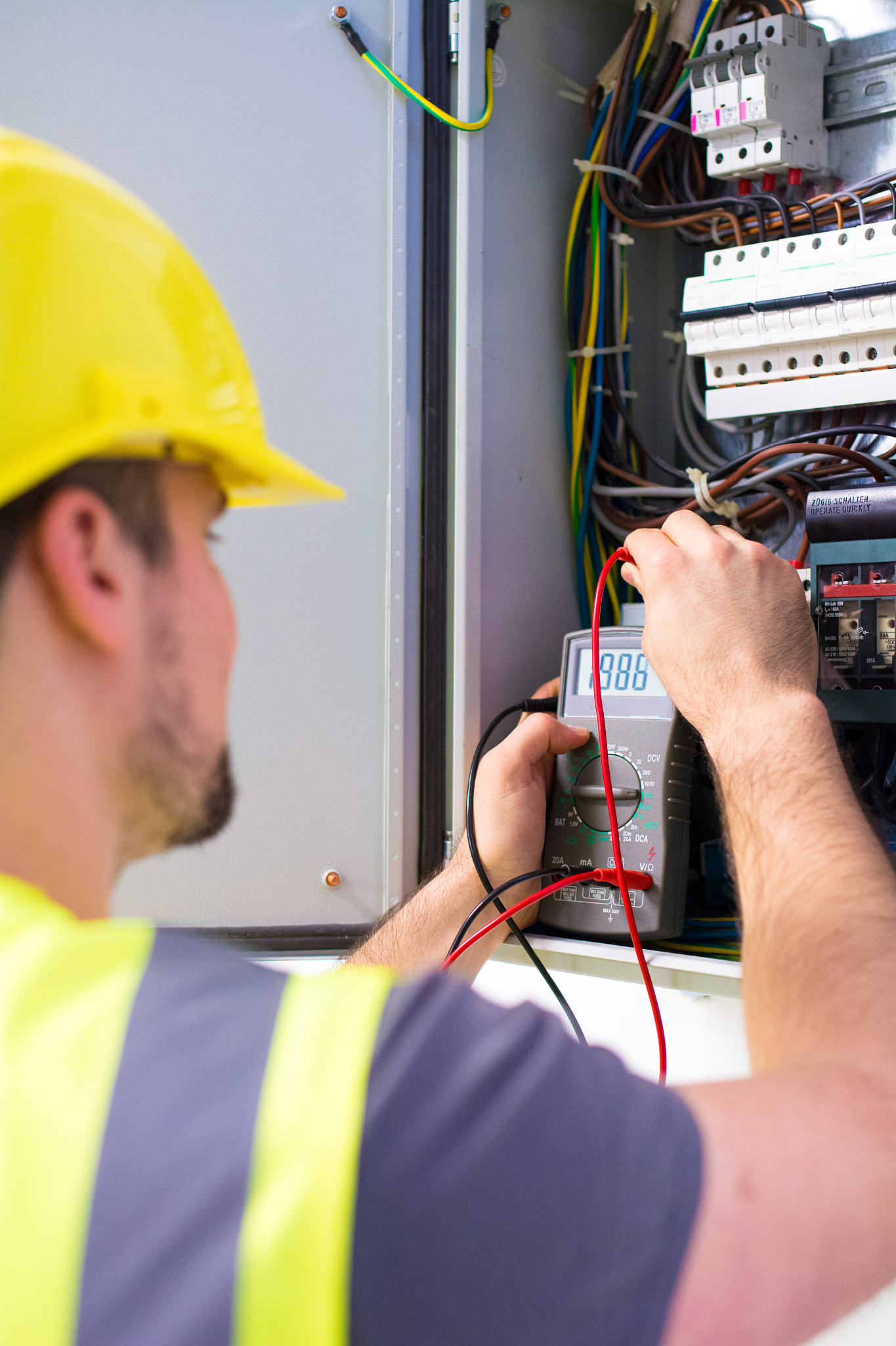 用电器的导线为什么可以接地