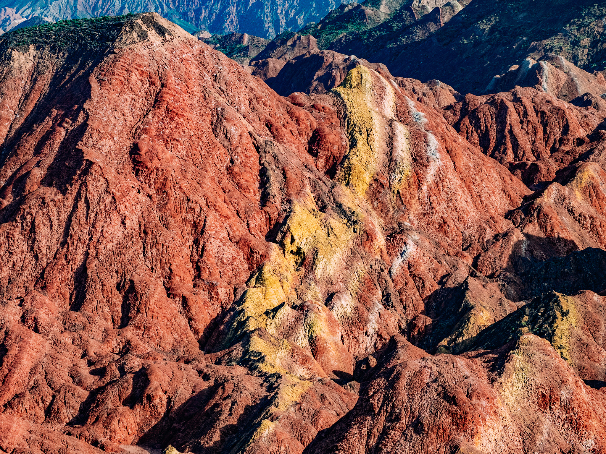 张掖市媒体曝光求助热线是多少？最管用的曝光平台 要求：创建一篇1500至2000字的解决方案