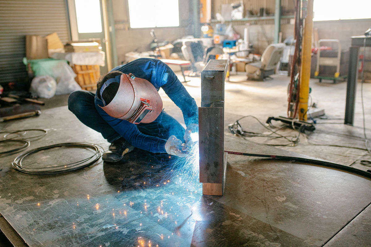金工实习问题解决经验分享：提高焊接、钳工、磨工效率和质量