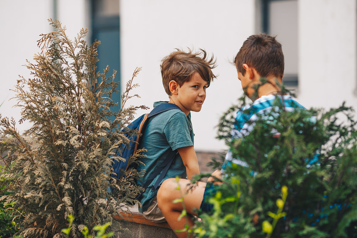 我今天用浏览器接入ChatGPT男生会因为聊天喜欢一个女生吗作为一个AI模型我不能确定每个男生的喜好和倾向。但是一般来说男生和女生一样可能会因为聊天喜欢别人。聊天可以帮助人们更好地了解对方的思想、兴趣和个性从而建立更深厚的情感连接。然而每个人都有自己独特的偏好和标准所以并不是每个男生都会因为聊天而喜欢一个女生。继续