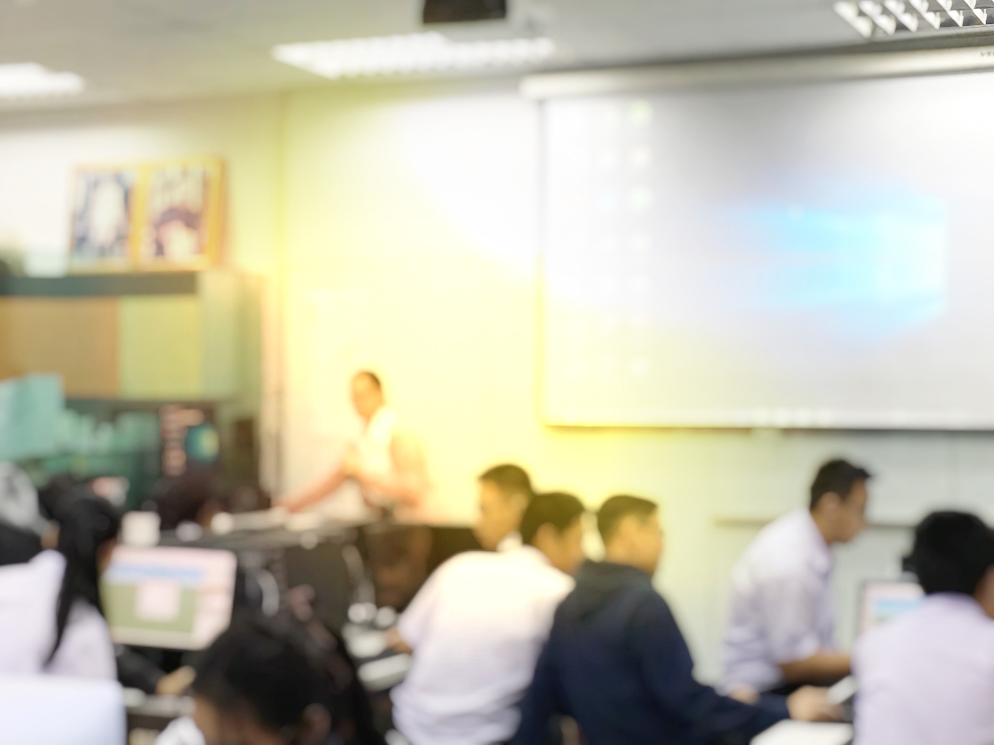 初中生学计算机行吗用发散性思