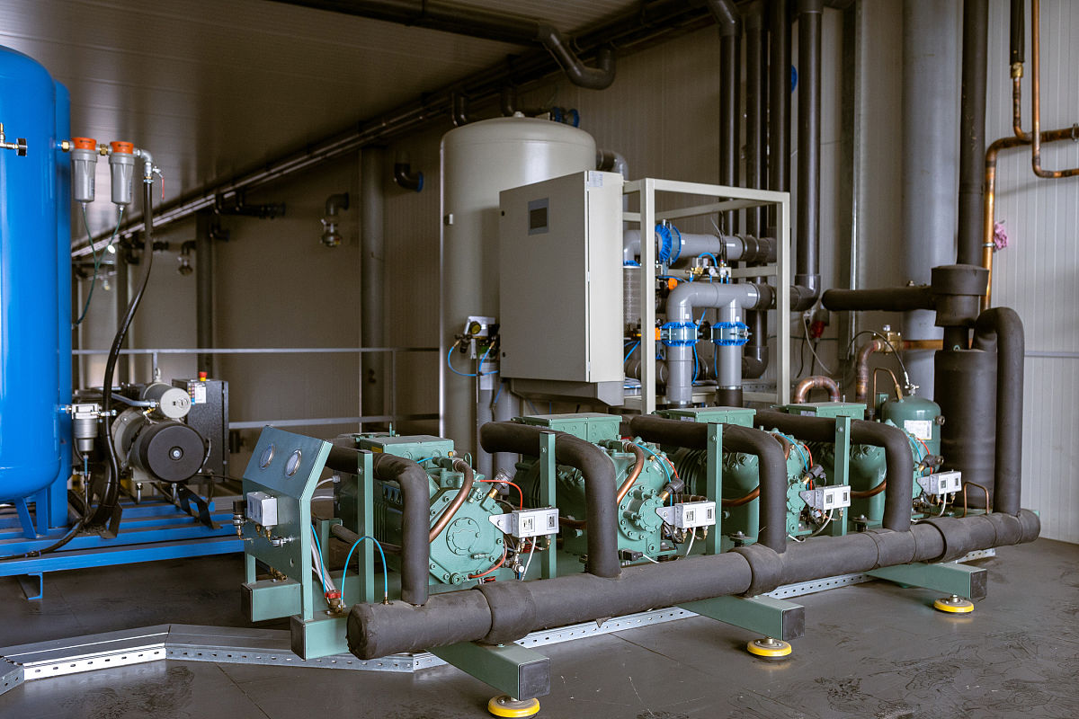 硝酸钠和亚硝酸钠的分解温度及反应式