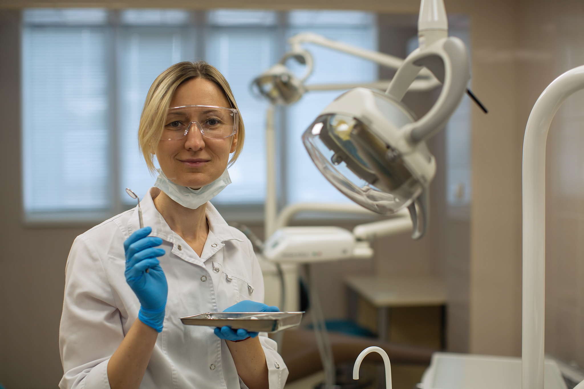 厦门口腔医学技术适合女生学吗 未来前景好不好