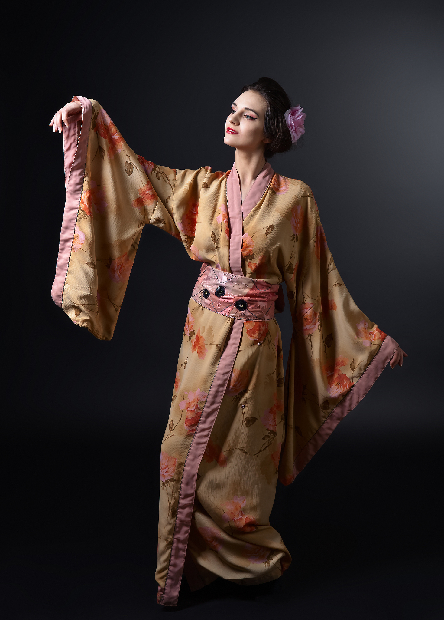 古代女子服装：从上衣到鞋子，探秘服饰文化