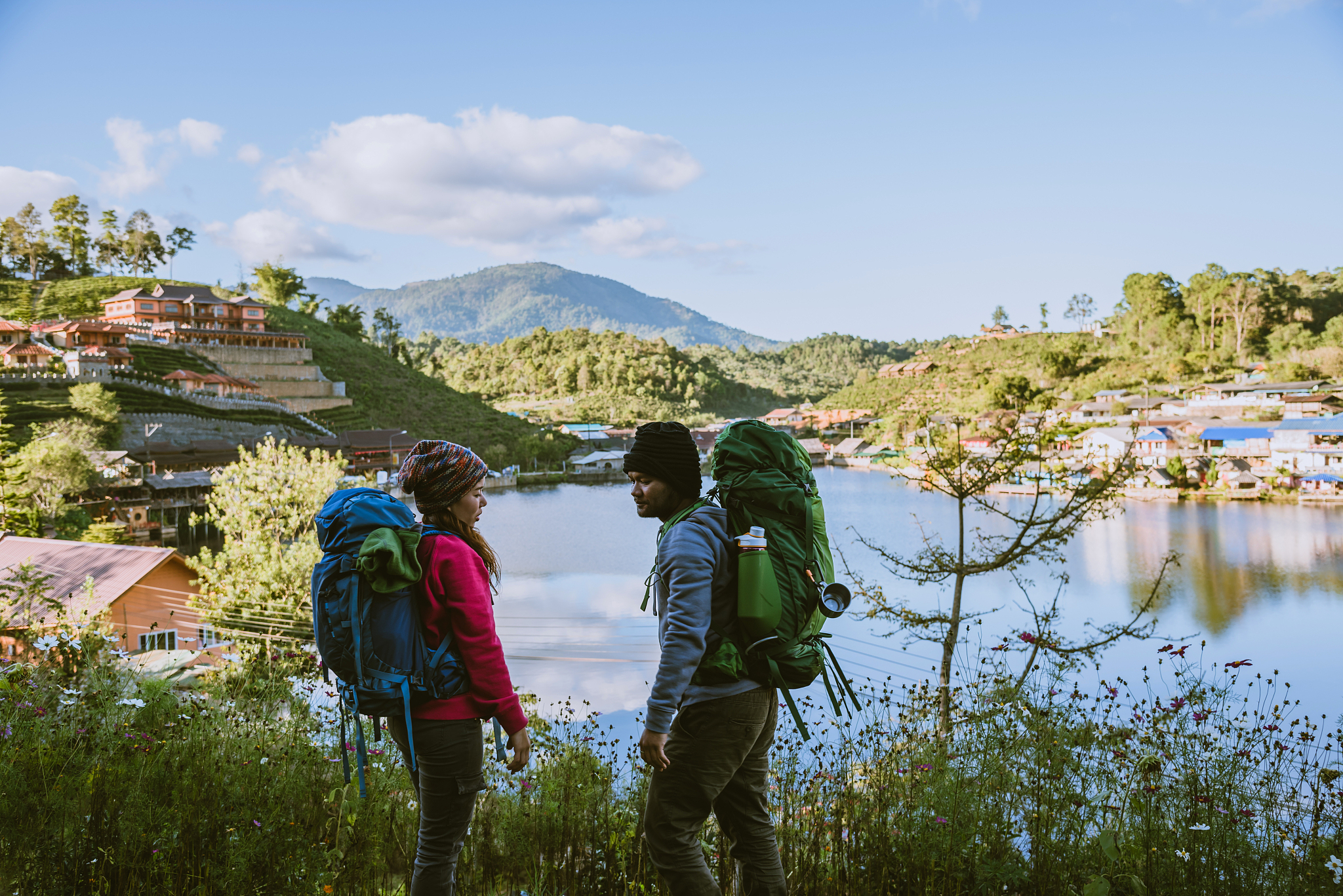 户外旅行 vs 旅游：你更偏爱哪种？
