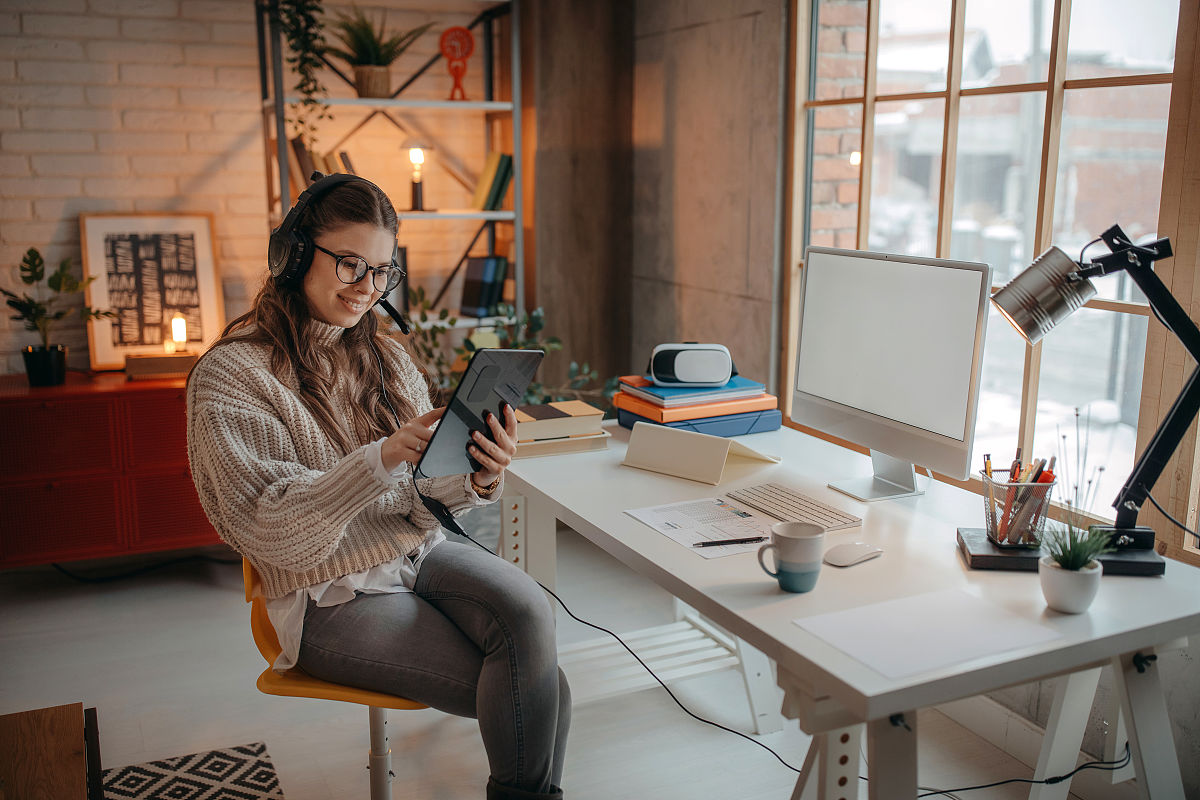 优化一下煽情一些：大家好我是音乐人徐宗尚我的工作生以正式更名为徐宗尚吉他音乐工作室业务范围也升级了我讲继续传播音乐文化承蒙厚爱感谢有你。