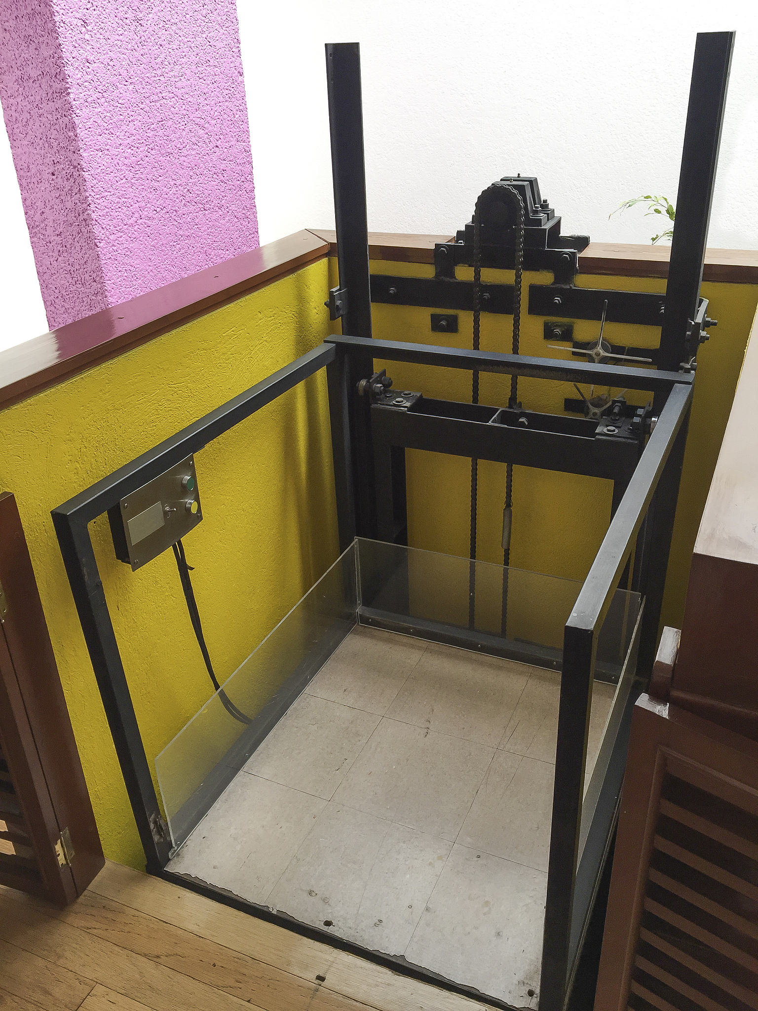 无机房电梯平层高度怎么标回答加拓展。
