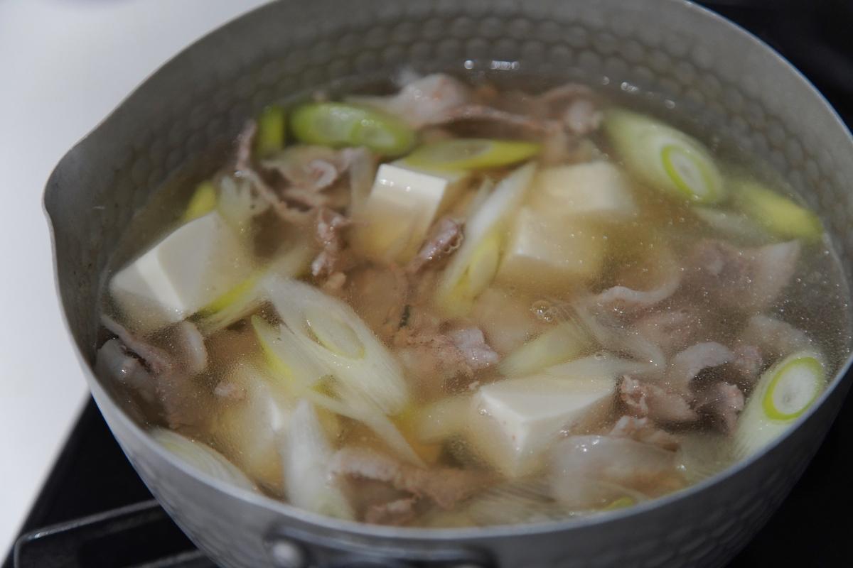 鸡肉、瘦肉、香菇、金针菇口感特点及搭配建议