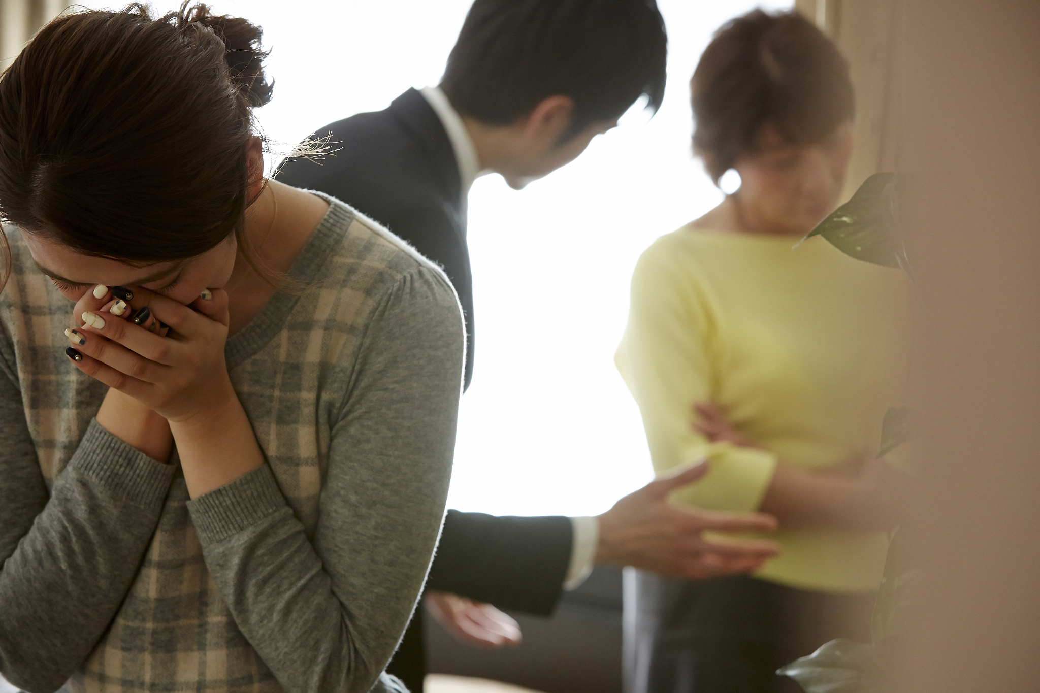 爸爸和妈妈结婚没有邀请我怎么办