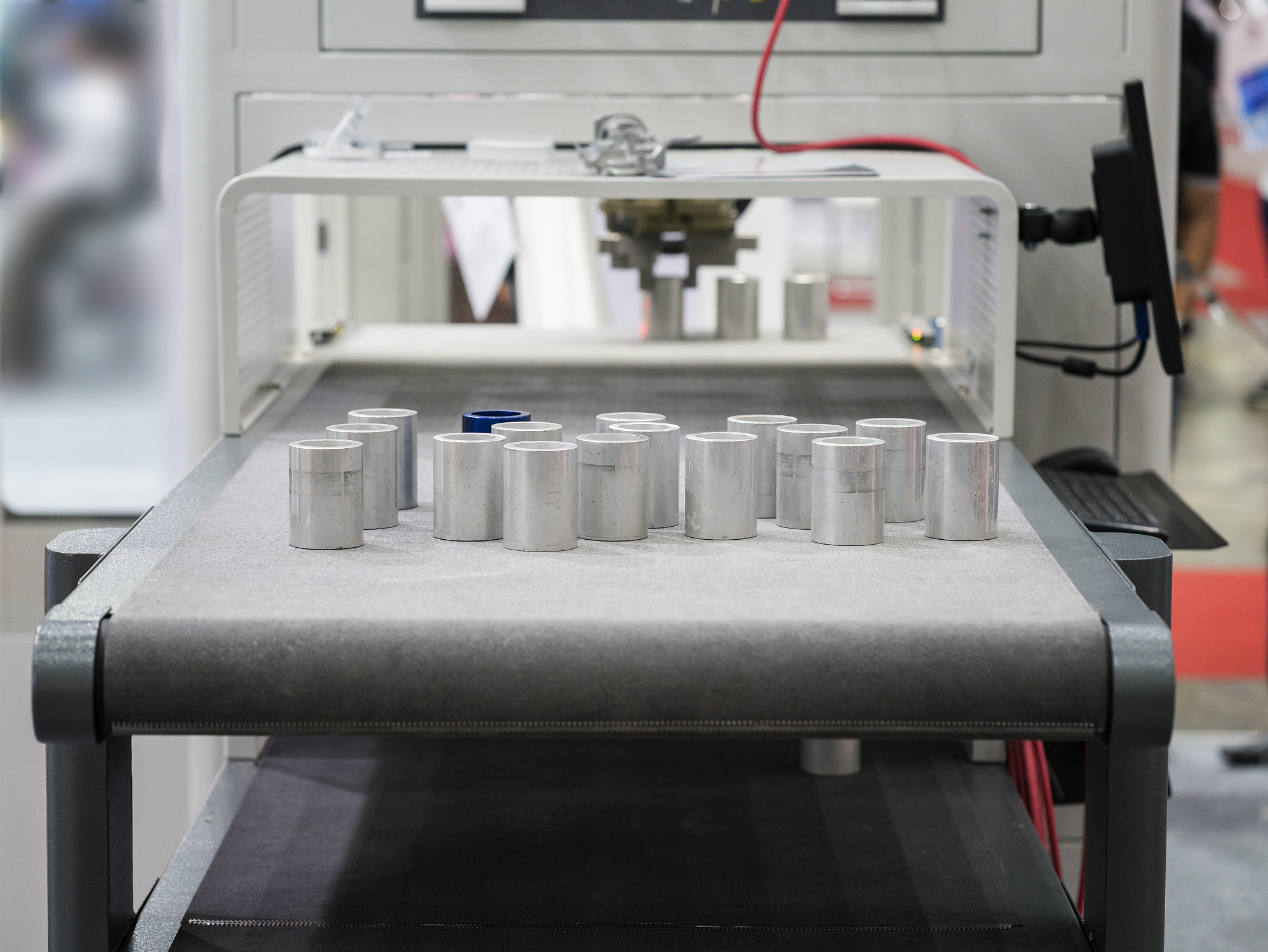 旋转色牢度测试详解：原理、标准、设备、过程、结果及应用