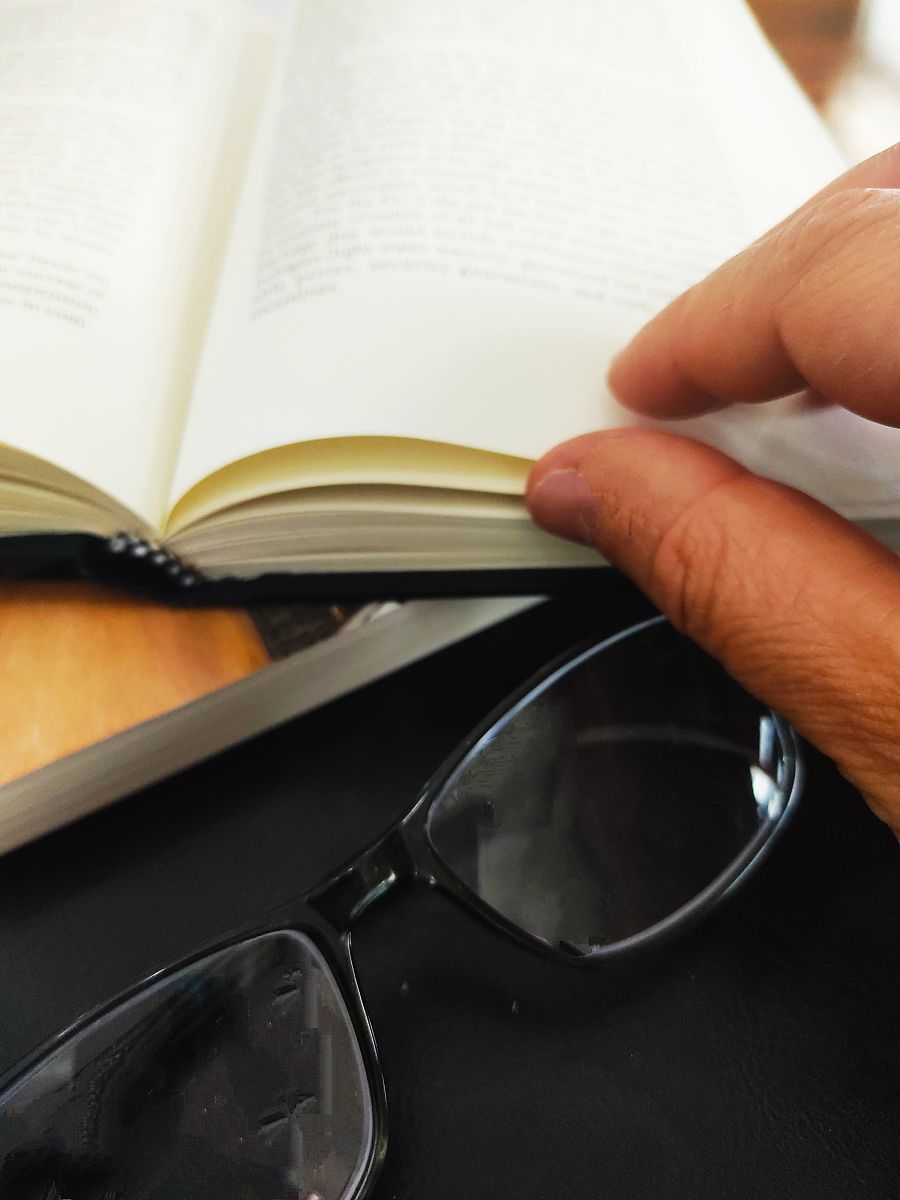 双减政策下小学四年级阅读素养提升策略：基于整本书阅读的实践研究