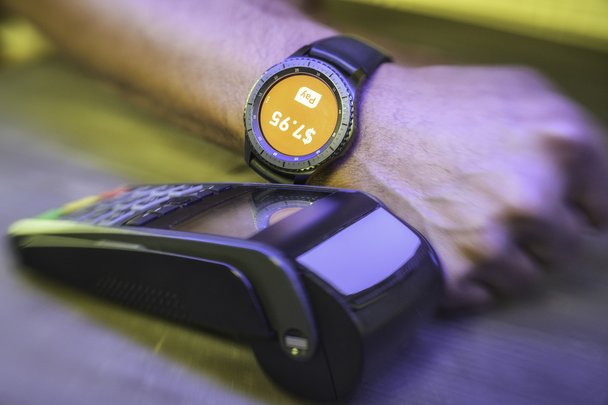 给我十个设计产品的产品介绍