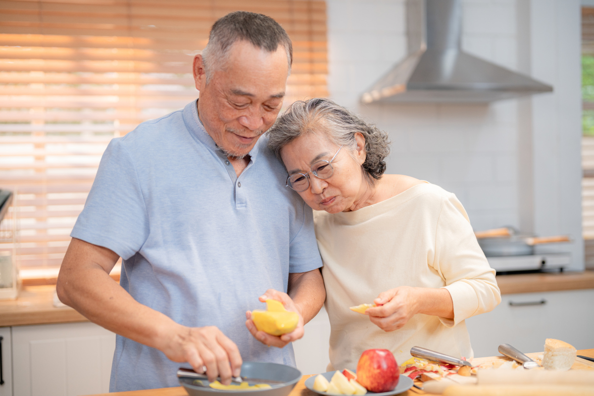 🔥老年人必看！8种食物要少吃，为了健康赶紧收藏！